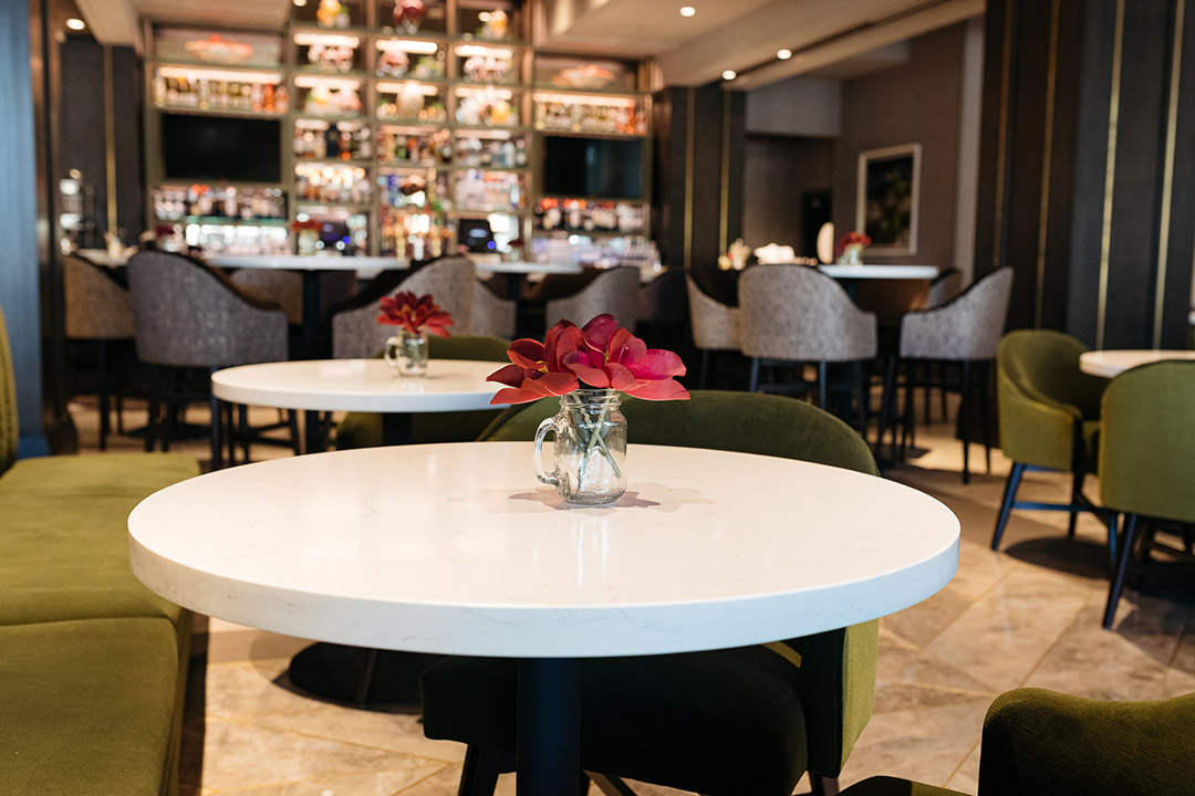Fifth Avenue Syndicate dining room